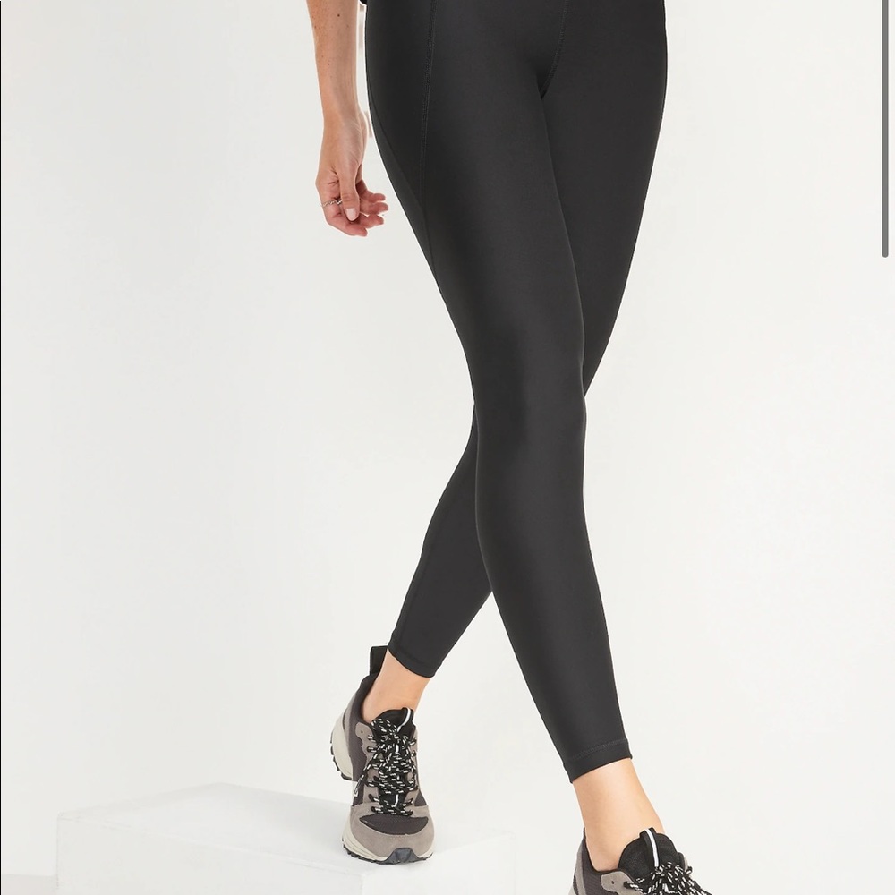 2 Pairs of Old Navy PowerSoft High-Waisted 7/8 Leggings